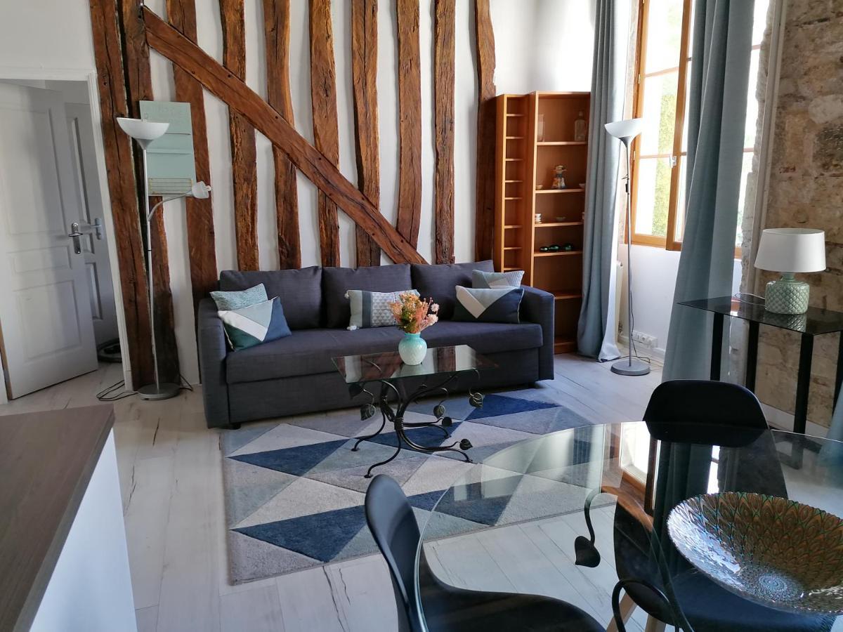 Appartement Evasion autour de poutres et pierres plein centre à Orléans Extérieur photo